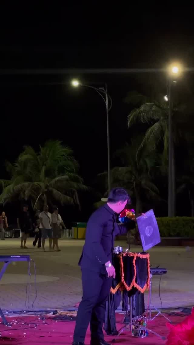 Video ảo thuật của Sun & Sea Events