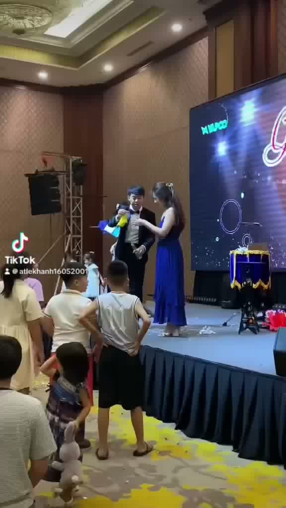Video ảo thuật của Sun & Sea Events