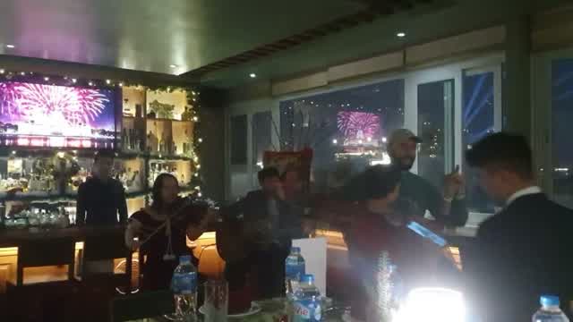 Video biểu diễn nhạc cụ của Sun & Sea Events